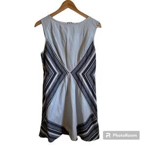Esley Grey and Black Geometric Sleeveless fitted Dress